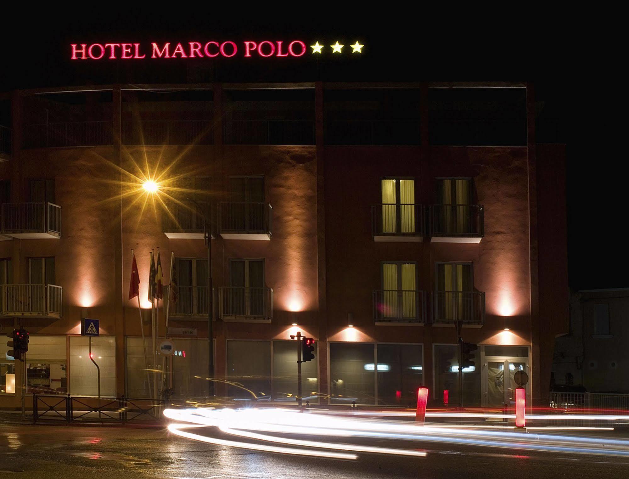 Hotel Marco Polo Airport Hotel Кампальто Экстерьер фото